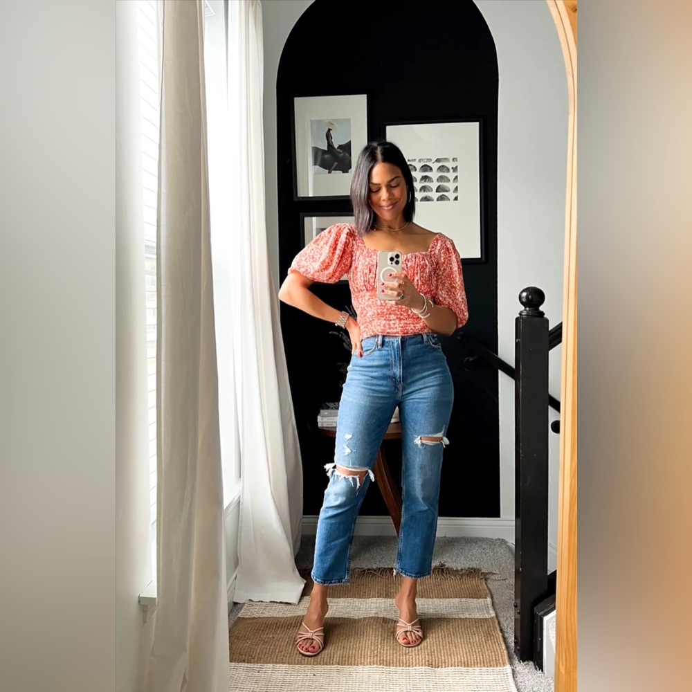 Abercrombie & Fitch Ultra High Rise Ankle Straight Jeans